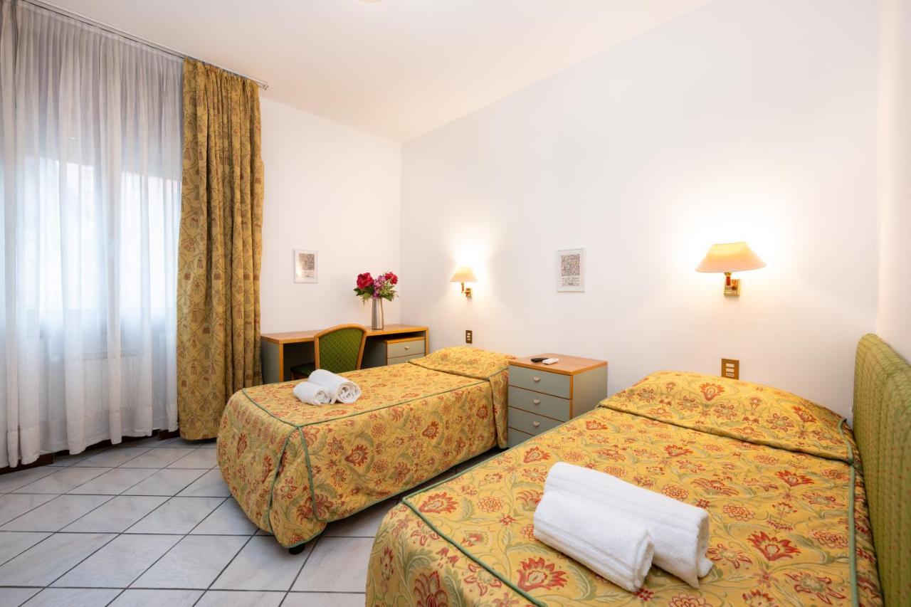 Camelia Rooms Venice Guesthouse ميستر المظهر الخارجي الصورة