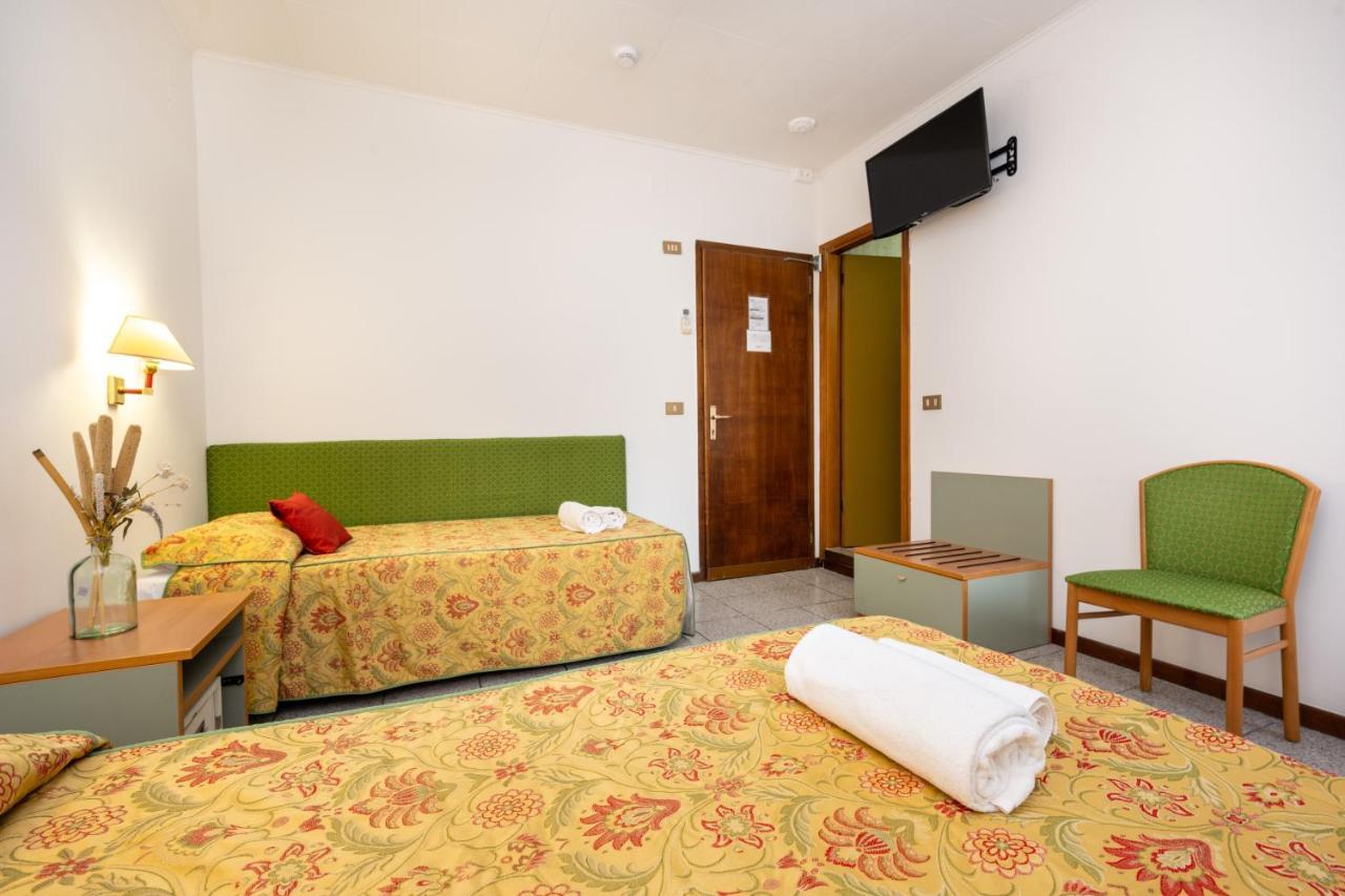 Camelia Rooms Venice Guesthouse ميستر المظهر الخارجي الصورة