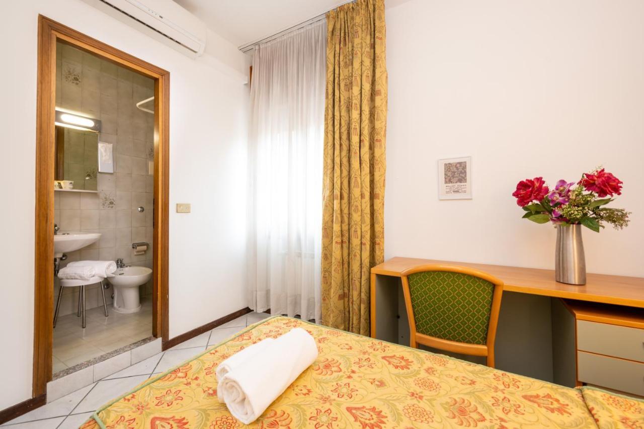 Camelia Rooms Venice Guesthouse ميستر المظهر الخارجي الصورة