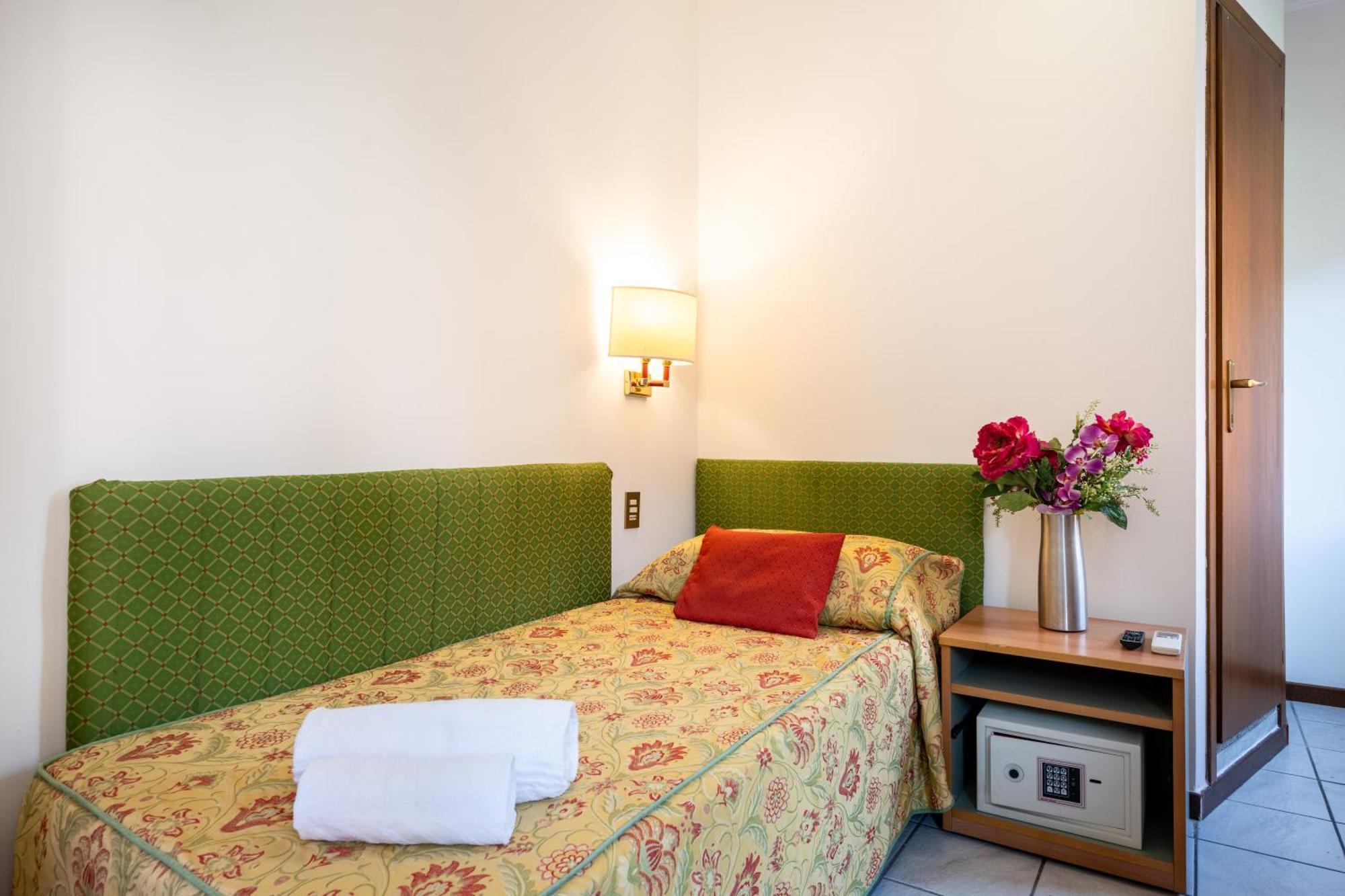 Camelia Rooms Venice Guesthouse ميستر المظهر الخارجي الصورة